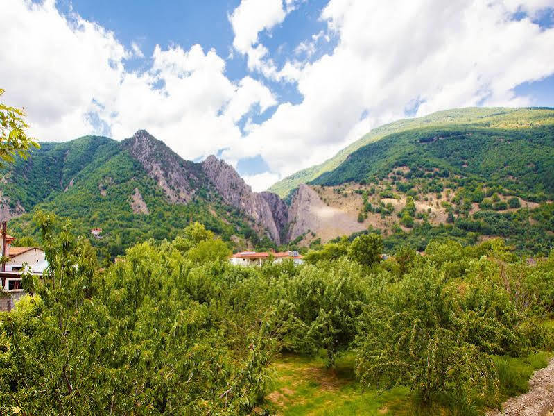 Irenes Resort Loutraki  Bagian luar foto